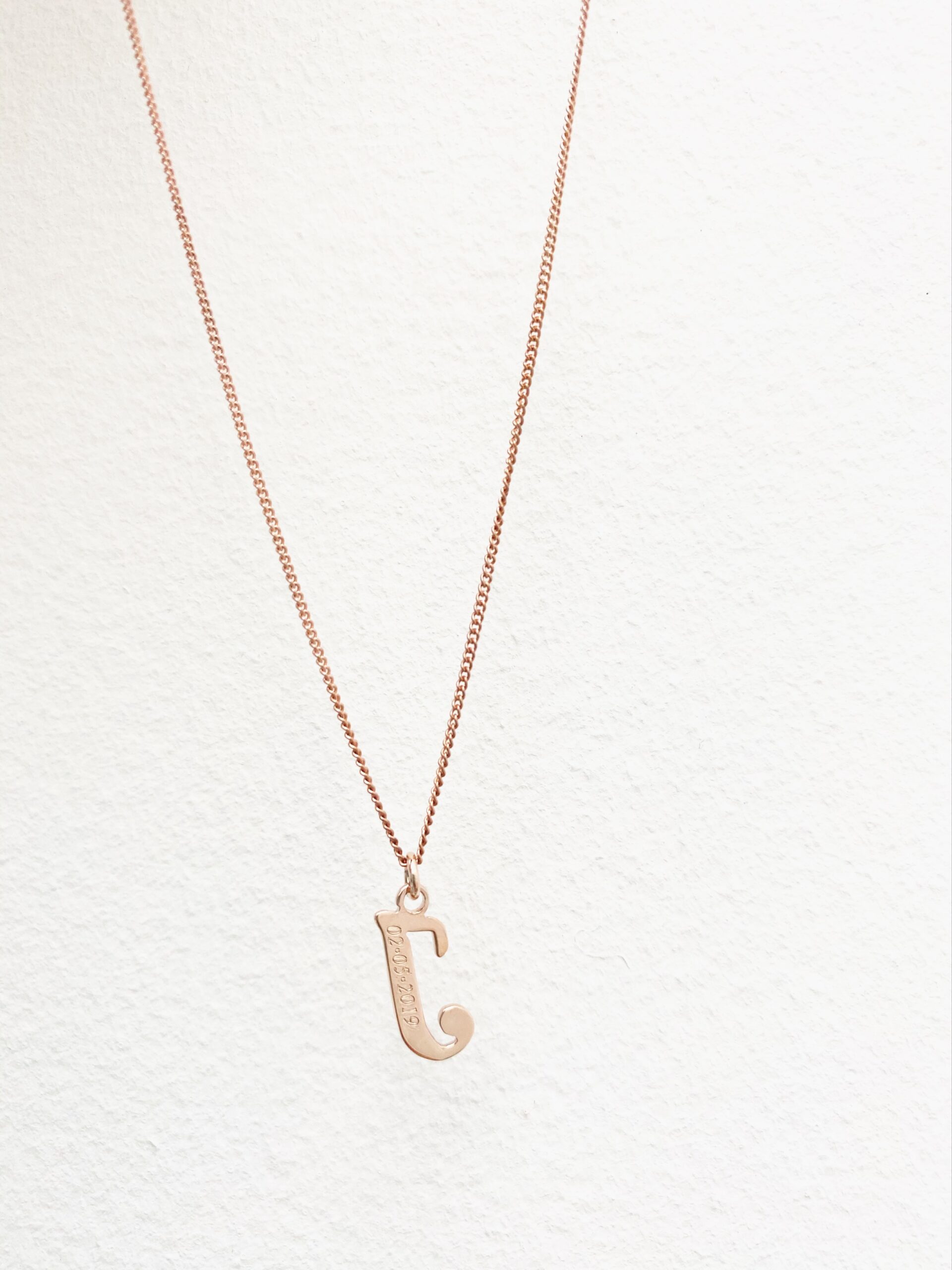 2- collar letra personalizada